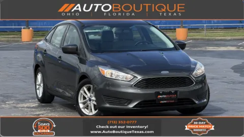 Gray 2018 Ford Focus SE for sale in Alvin, TX