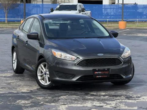 Photos of 2018 Ford Focus SE for sale in Alvin, TX at Auto Boutique Texas