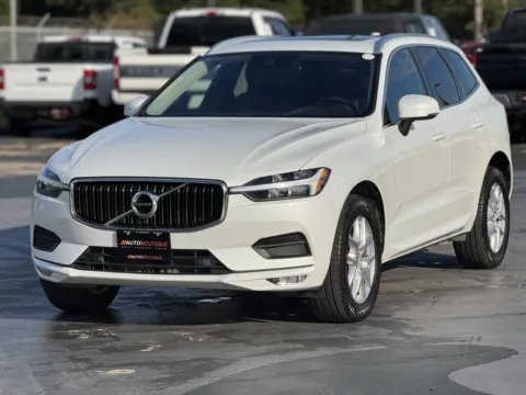 Another view of 2021 Volvo XC60 Momentum for sale in Alvin, TX at Auto Boutique Texas