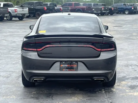 More photos of 2022 Dodge Charger SXT at Auto Boutique Texas, TX