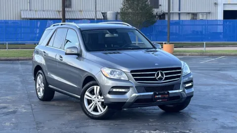 Gray 2013 Mercedes-Benz M-Class ML 350 for sale in Alvin, TX