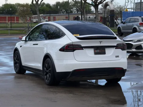 More photos of 2022 Tesla Model X Plaid at Auto Boutique Texas, TX