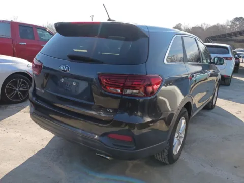 Another view of 2019 Kia Sorento LX V6 for sale in Alvin, TX at Auto Boutique Texas