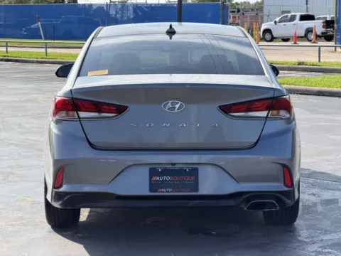 More photos of 2018 Hyundai Sonata SEL at Auto Boutique Texas, TX