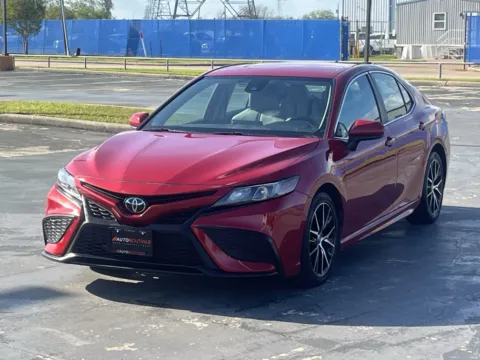 More photos of 2021 Toyota Camry SE Nightshade at Auto Boutique Texas, TX