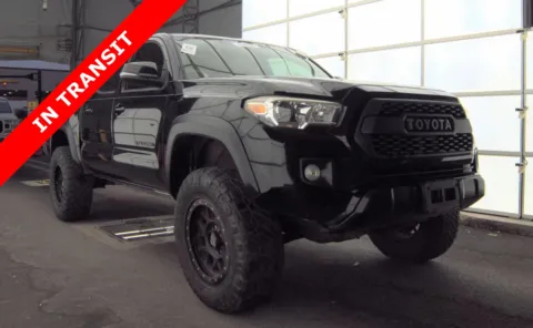 Another view of 2017 Toyota Tacoma TRD Off Road for sale in Alvin, TX at Auto Boutique Texas