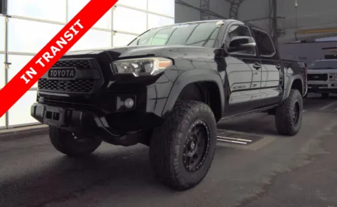 Black 2017 Toyota Tacoma TRD Off Road for sale in Alvin, TX
