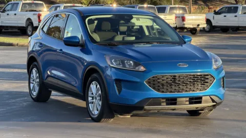 Photos of 2021 Ford Escape SE for sale in Alvin, TX at Auto Boutique Texas