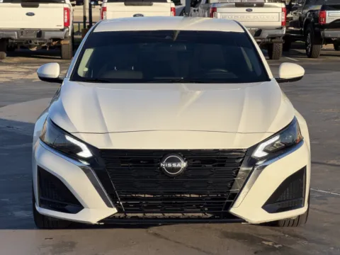 More photos of 2023 Nissan Altima 2.5 S at Auto Boutique Texas, TX