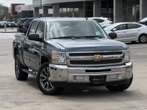 Photos of 2013 Chevrolet Silverado 1500 LT for sale in Alvin, TX at Auto Boutique Texas