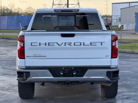 More photos of 2020 Chevrolet Silverado 1500 LT at Auto Boutique Texas, TX