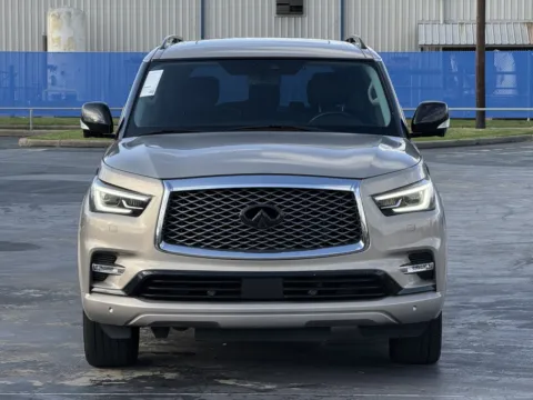 More photos of 2018 INFINITI QX80 at Auto Boutique Texas, TX