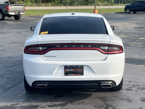 More photos of 2019 Dodge Charger SXT at Auto Boutique Texas, TX