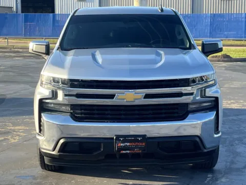 Another view of 2020 Chevrolet Silverado 1500 LT for sale in Alvin, TX at Auto Boutique Texas