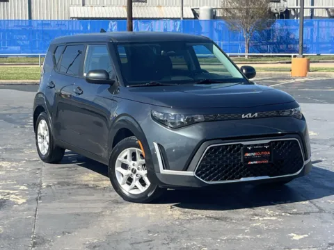 Photos of 2025 Kia Soul LX for sale in Alvin, TX at Auto Boutique Texas