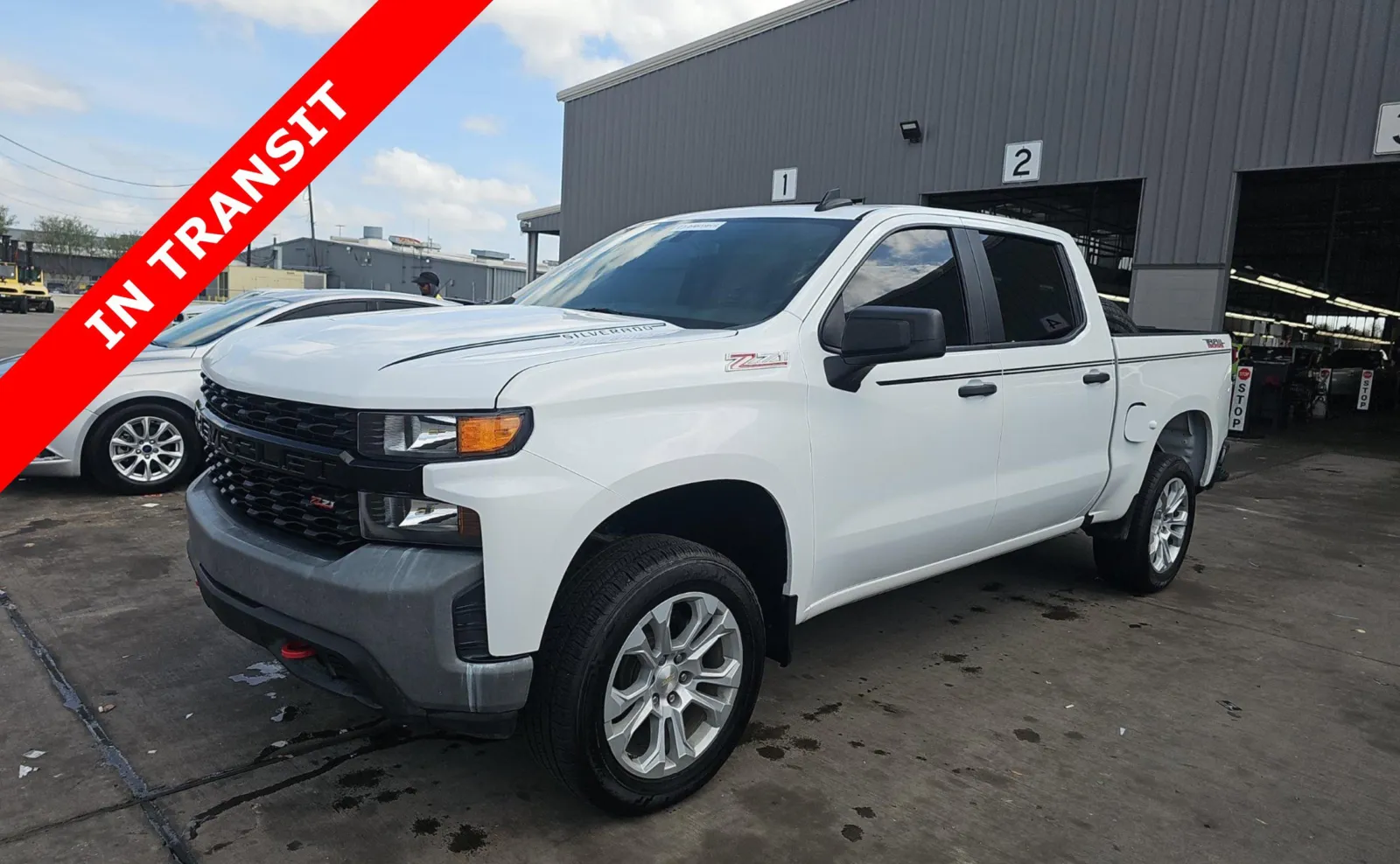 White 2021 Chevrolet Silverado 1500 Custom Trail Boss for sale in Alvin, TX