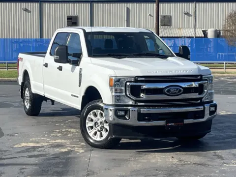 Photos of 2022 Ford Super Duty F-350 SRW XLT for sale in Alvin, TX at Auto Boutique Texas