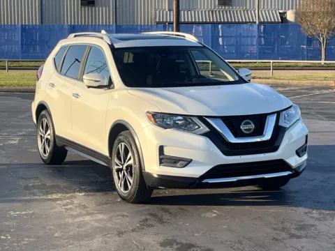 Photos of 2019 Nissan Rogue SV for sale in Alvin, TX at Auto Boutique Texas