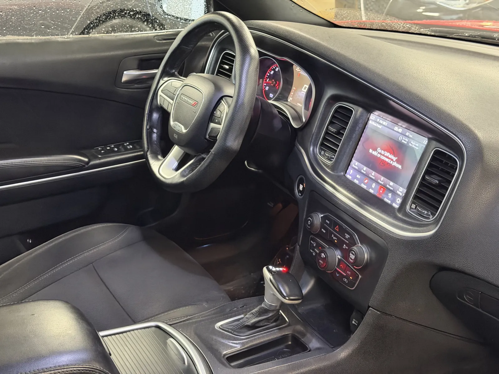 2018 Dodge Charger R/T - Photo 11