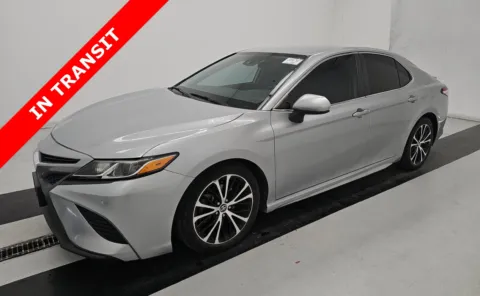 Silver 2020 Toyota Camry SE for sale in Alvin, TX