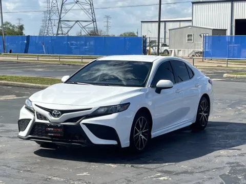 More photos of 2021 Toyota Camry SE Nightshade at Auto Boutique Texas, TX