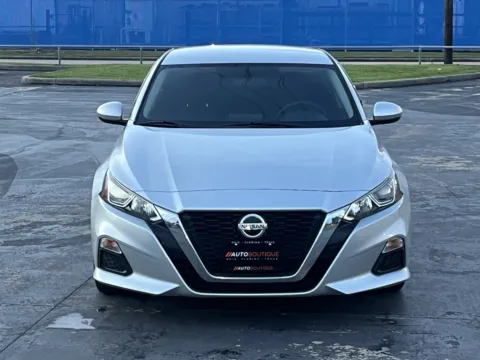 More photos of 2020 Nissan Altima 2.5 S at Auto Boutique Texas, TX