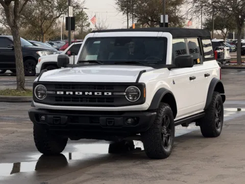 Another view of 2022 Ford Bronco Black Diamond for sale in Alvin, TX at Auto Boutique Texas