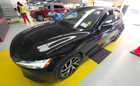 Black 2020 Volvo S60 Momentum for sale in Alvin, TX