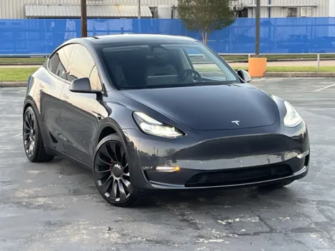 Photos of 2024 Tesla Model Y Performance for sale in Alvin, TX at Auto Boutique Texas