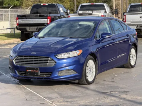 Another view of 2016 Ford Fusion SE Hybrid for sale in Alvin, TX at Auto Boutique Texas