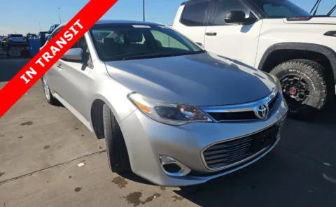 Another view of 2015 Toyota Avalon XLE for sale in Alvin, TX at Auto Boutique Texas