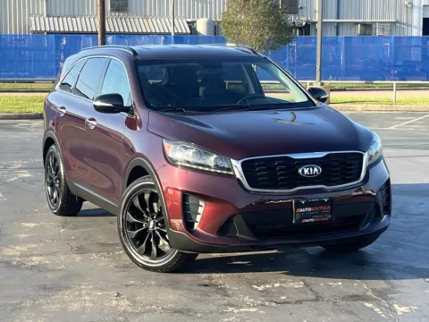 Photos of 2019 Kia Sorento S V6 for sale in Alvin, TX at Auto Boutique Texas