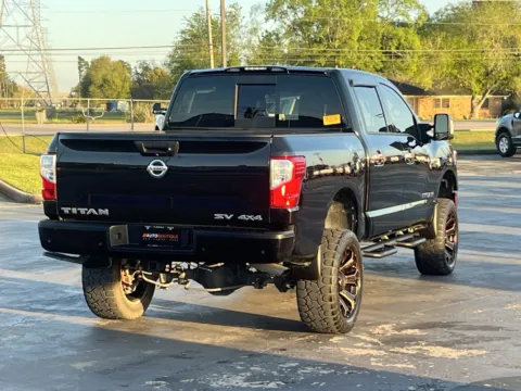 More photos of 2021 Nissan Titan SV at Auto Boutique Texas, TX