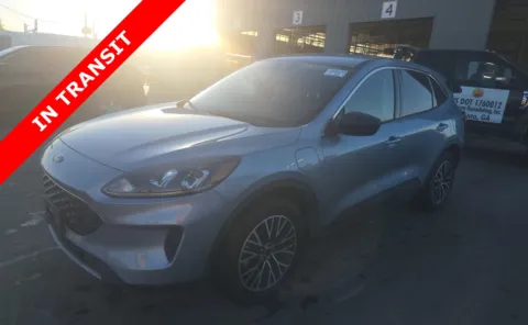 Blue 2022 Ford Escape SE Plug-In Hybrid for sale in Alvin, TX