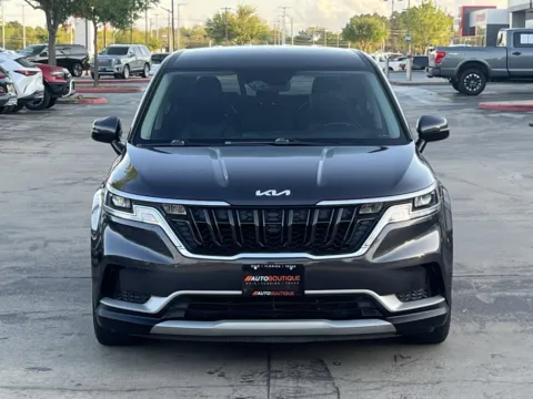 Another view of 2022 Kia Carnival LXS for sale in Alvin, TX at Auto Boutique Texas