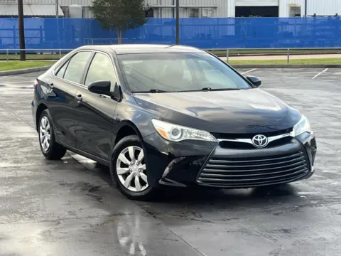 Photos of 2017 Toyota Camry LE for sale in Alvin, TX at Auto Boutique Texas