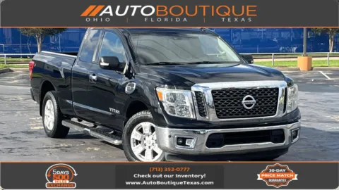 Black 2017 Nissan Titan SV for sale in Alvin, TX