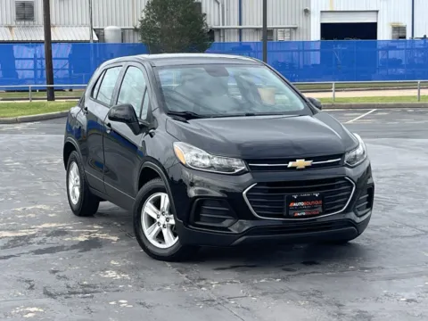 Photos of 2020 Chevrolet Trax LS for sale in Alvin, TX at Auto Boutique Texas