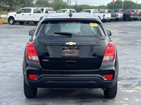 More photos of 2020 Chevrolet Trax LS at Auto Boutique Texas, TX