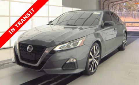 Gray 2020 Nissan Altima 2.5 SR for sale in Alvin, TX