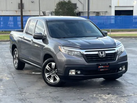 Photos of 2018 Honda Ridgeline RTL for sale in Alvin, TX at Auto Boutique Texas