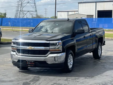 Another view of 2017 Chevrolet Silverado 1500 LT for sale in Alvin, TX at Auto Boutique Texas