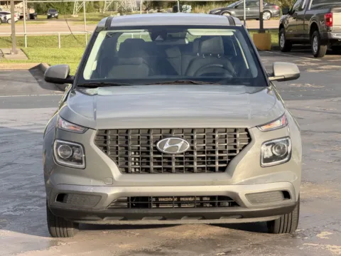More photos of 2020 Hyundai Venue SE at Auto Boutique Texas, TX