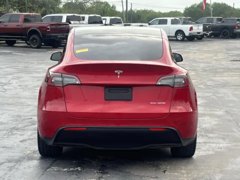 More photos of 2021 Tesla Model Y Long Range at Auto Boutique Texas, TX