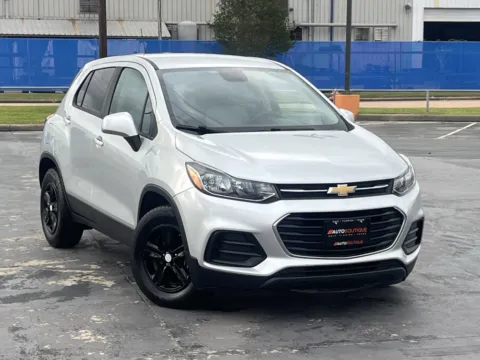 Photos of 2020 Chevrolet Trax LS for sale in Alvin, TX at Auto Boutique Texas