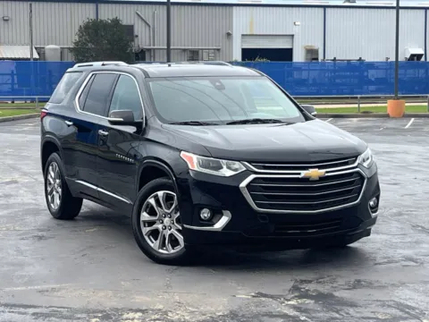 Photos of 2018 Chevrolet Traverse Premier for sale in Alvin, TX at Auto Boutique Texas