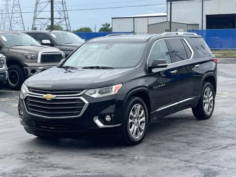 Another view of 2018 Chevrolet Traverse Premier for sale in Alvin, TX at Auto Boutique Texas