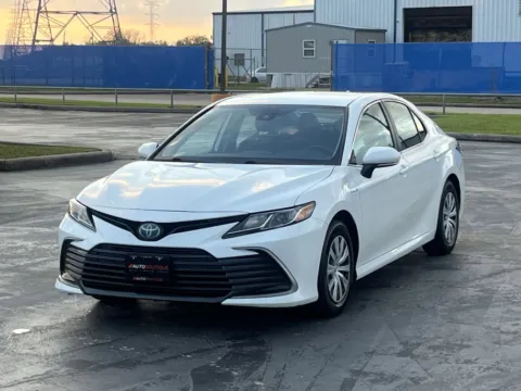 Another view of 2021 Toyota Camry Hybrid LE for sale in Alvin, TX at Auto Boutique Texas