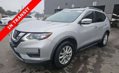 Silver 2019 Nissan Rogue SV for sale in Alvin, TX