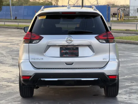 More photos of 2019 Nissan Rogue SV at Auto Boutique Texas, TX